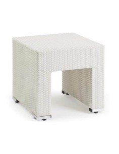 Mesa Garce en ratán